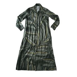 0039 Italy Dannika Maxi Shirt Dress Size Medium Green Leaf Print Long Sleeve